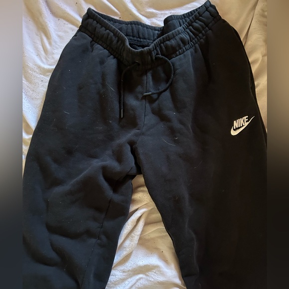 barley worn - Picture 1 of 2